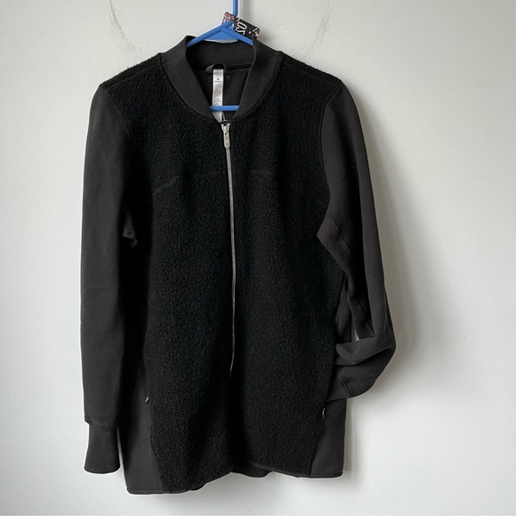 Lululemon Black Stand Out Sherpa Jacket Size 10 - Picture 3 of 14
